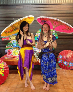 takemetour, local experts, culture, sam pran, workshop, umbrella making, traditional, parasol