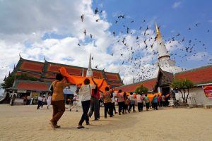 Temples on Thai coins: Wat Phra Mahathat in Nakhon Si Thammarat