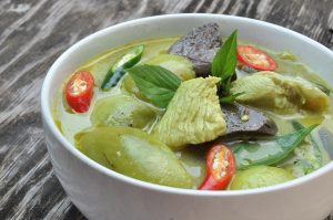 Thai Curries: Wha'ts the Difference between Red, Yellow and Green?